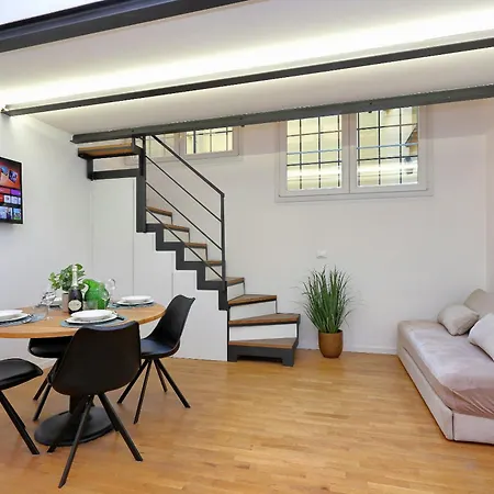 Loft Two Towers Historic Center - 2 Bedroom 2ba - Patio アパート *
