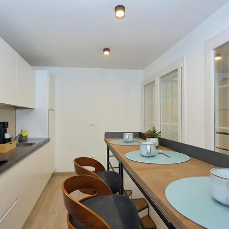 Loft Two Towers Historic Center - 2 Bedroom 2ba - Patio アパート *