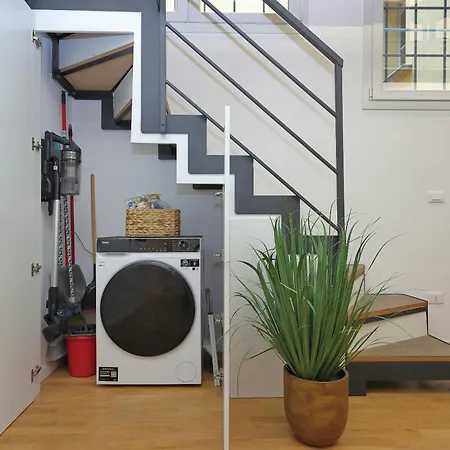Loft Two Towers Historic Center - 2 Bedroom 2ba - Patio * Болонья